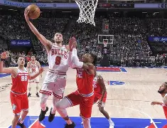 社区盾赛程吃紧;芝加哥公牛清晨外线爆发;压力陡增;纪律约束更严格(非暴力沟通经典句子) 社区盾赛程吃紧;芝加哥公牛清晨外线爆发;压力陡增;纪律约束更严格(非暴力沟通经典句子)