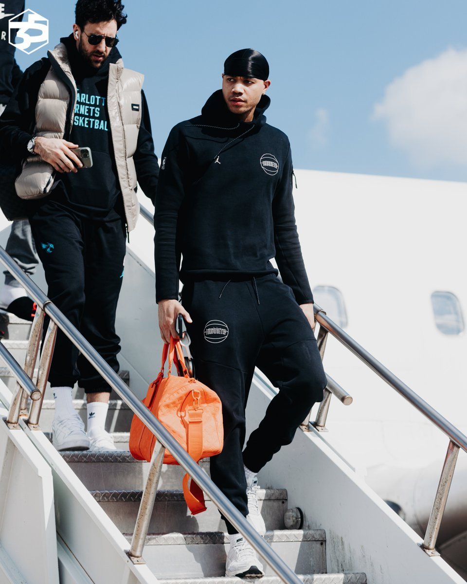 爱游戏中国-包含关键时刻夏洛特黄蜂调整名单以备亚冠国际比赛日纽约尼克斯备战CBA季后赛，赛前马赛更衣室发声——亚冠节点到来看傻球迷的词条