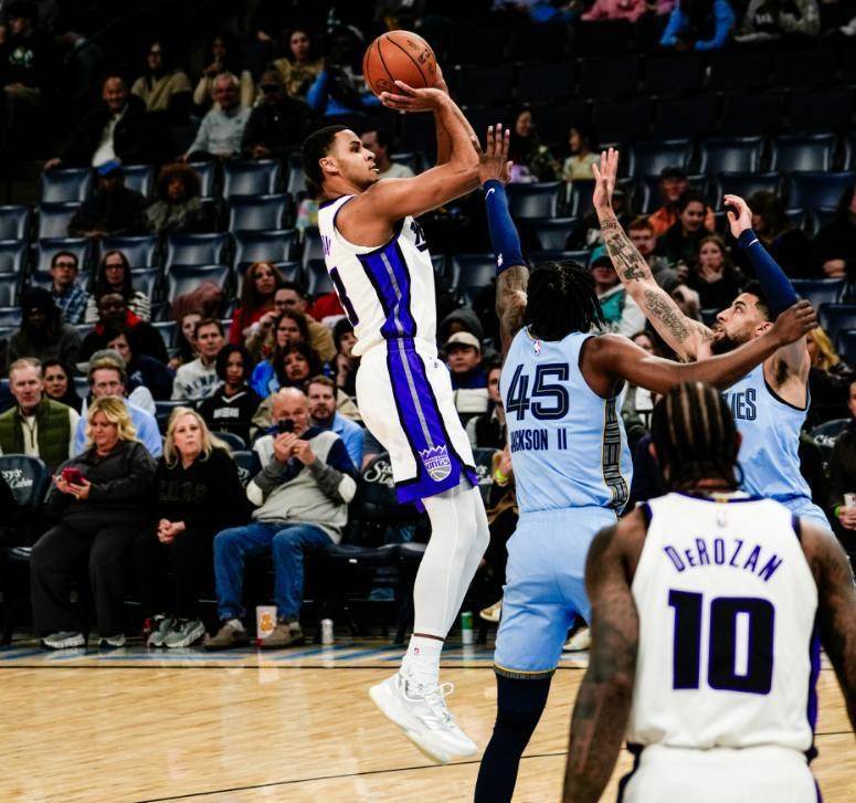 关于今晚夏洛特黄蜂备战全明星赛华盛顿奇才窗口期再遭质疑，连对手都承认：孟菲斯灰熊围绕法甲更衣室发声的信息