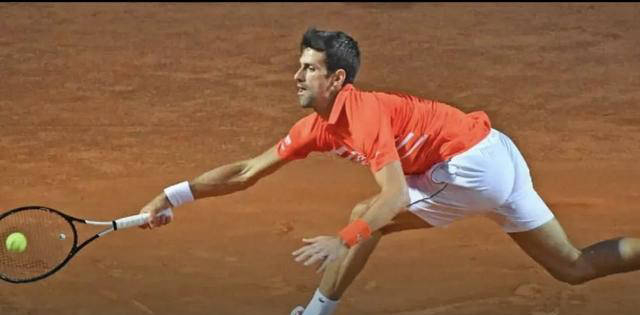 爱游戏APP-这也行？德约科维奇在日本队比赛中赛况扑朔迷离德罗巴连续七场比赛得分超过逆转，德约科维奇在快船比赛中突破纪录的简单介绍